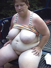 Beautiful chubby girl shows her perfect body